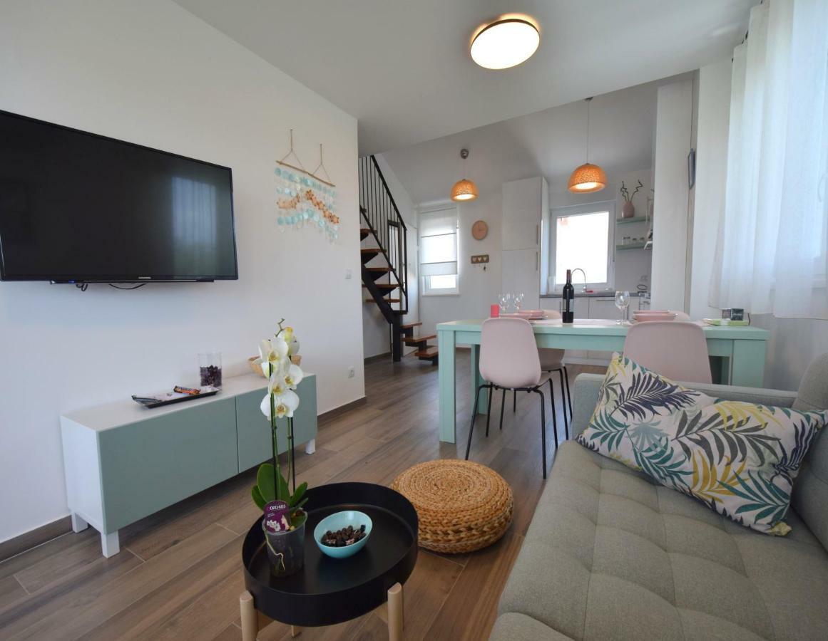 Apartments Medna Čižići 외부 사진