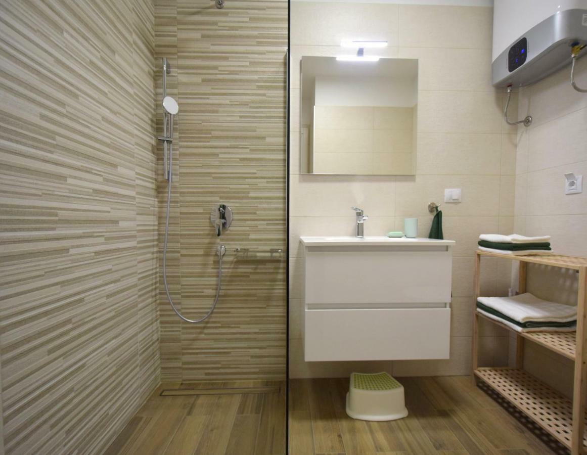 Apartments Medna Čižići 외부 사진