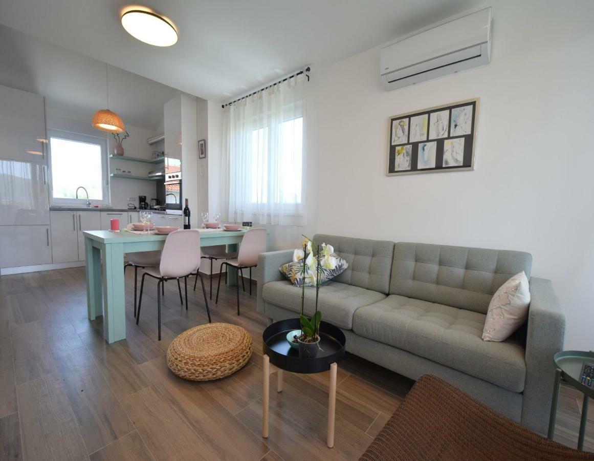 Apartments Medna Čižići 외부 사진