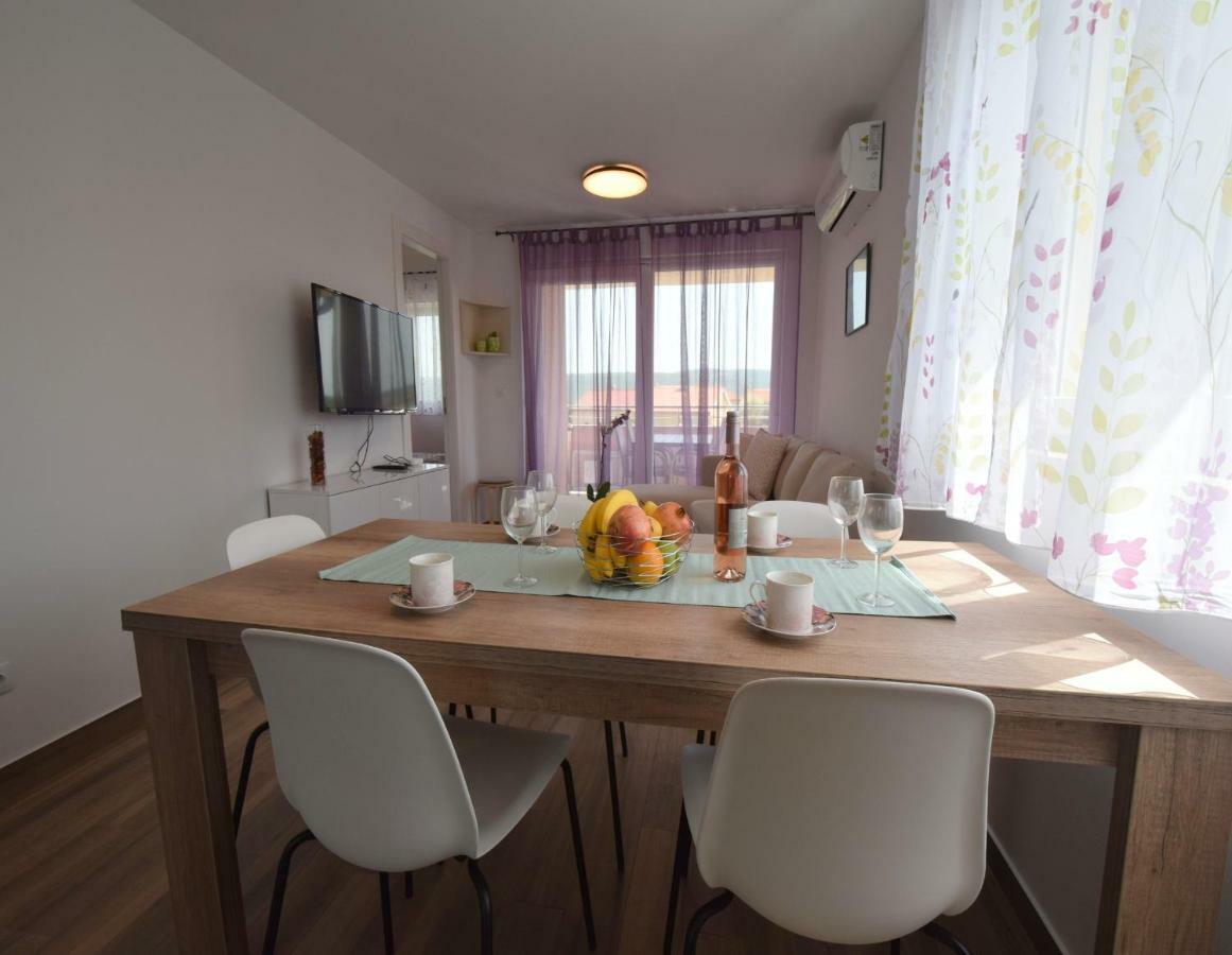 Apartments Medna Čižići 외부 사진